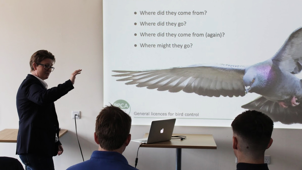 BPCA Technical Manager Dee Ward-Thompson gives a bird licence update to pest technicians at a forum